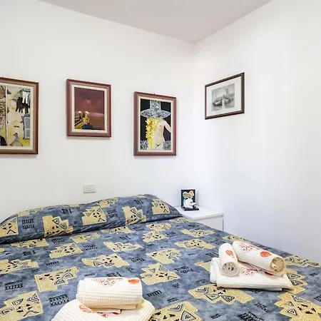 Nani - Spiaggia A 2 Minuti - Apartament